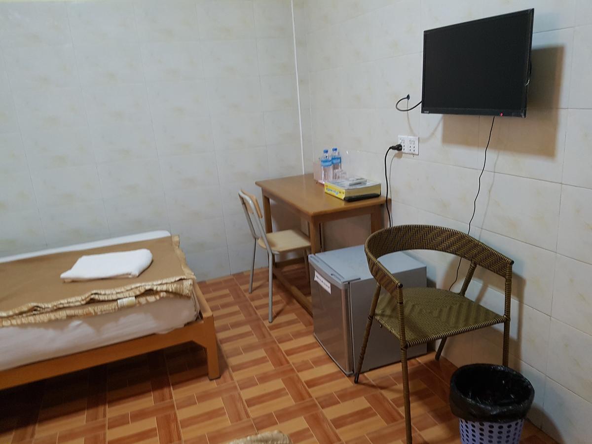 Shwe Eain Si Guest House - Burmese Only Myeik Buitenkant foto