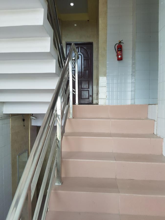 Shwe Eain Si Guest House - Burmese Only Myeik Buitenkant foto